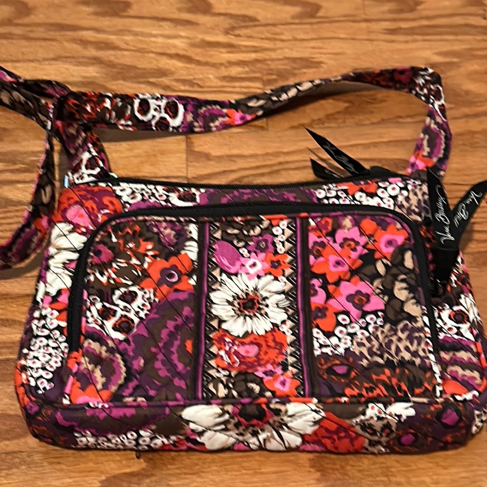 Like New Vera Bradley Purse